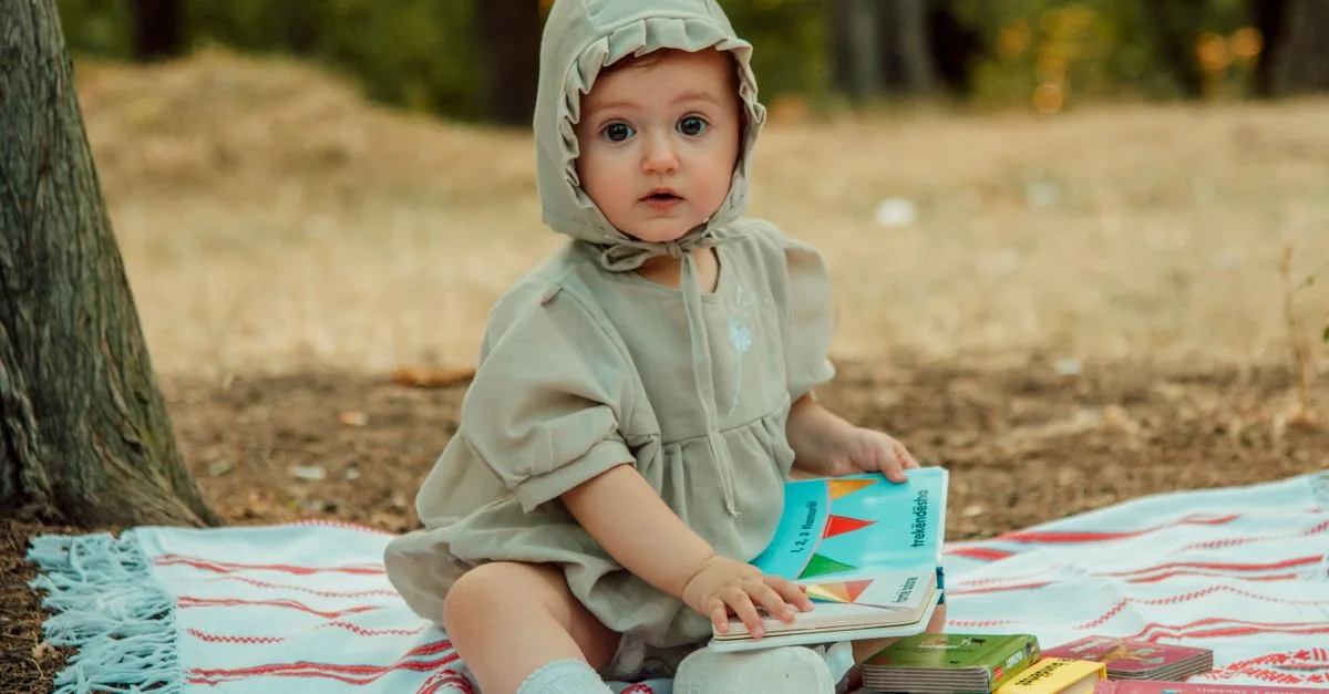 découvrez l'importance de l'alphabétisation précoce pour le développement des compétences en lecture et écriture chez les jeunes enfants.
