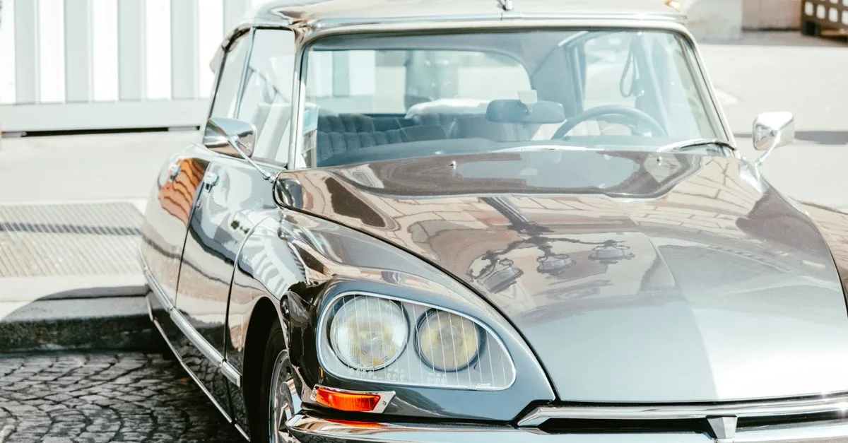 découvrez l’ordre de démontage de la carrosserie d’une voiture classique, étape par étape, pour faciliter la restauration et éviter d’endommager les pièces.